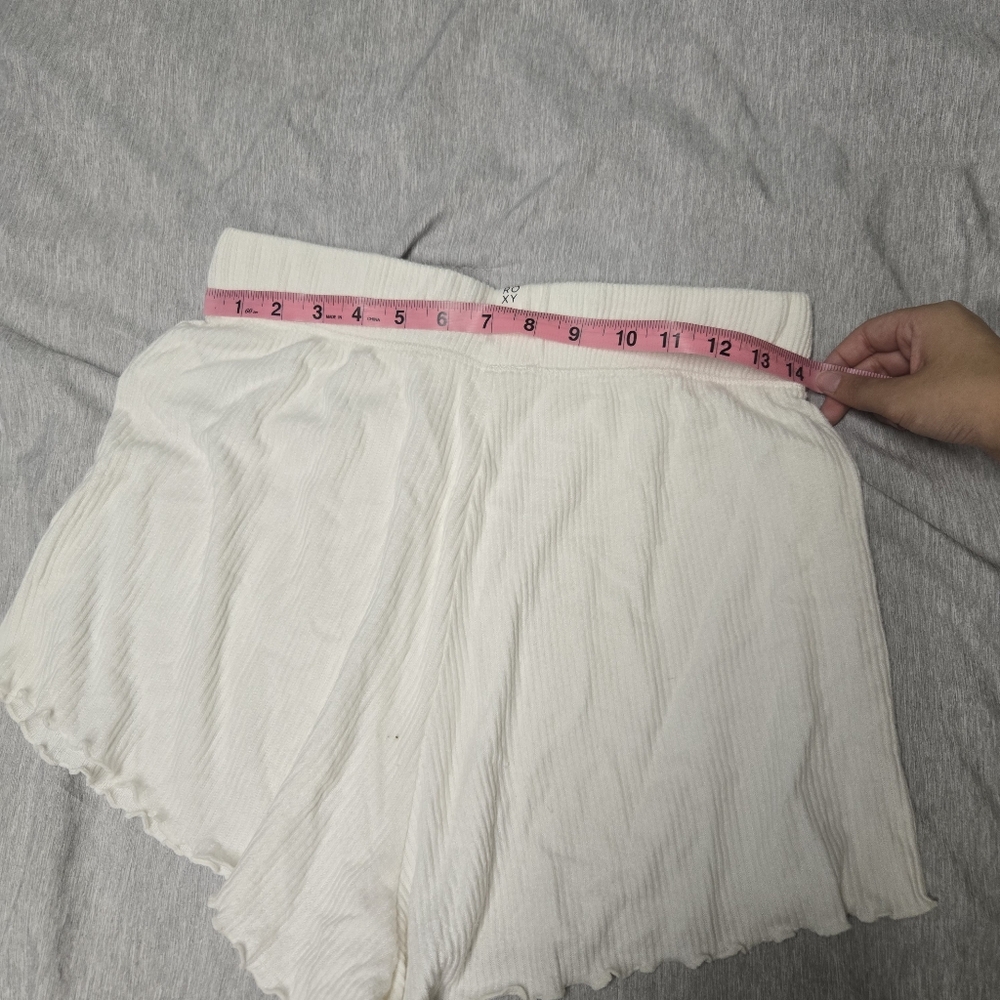 Roxy White Shorts Lettuce Hem Ribbed Soft Size Small - Picture 7 of 11